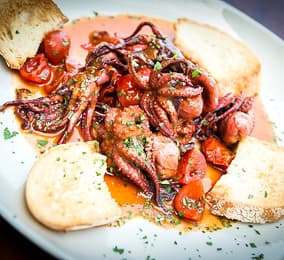 Octopus alla Luciana